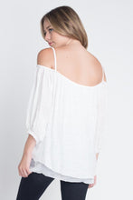 Load image into Gallery viewer, Women&#39;s 3/4 Sleeve Cold Shoulder Buttoned Top
