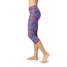 Load image into Gallery viewer, Womens Purple Pink Mermaid Capri Leggings
