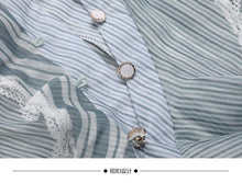 Load image into Gallery viewer, Fruncido de Organza volantes blusas azules botones camisa fina de
